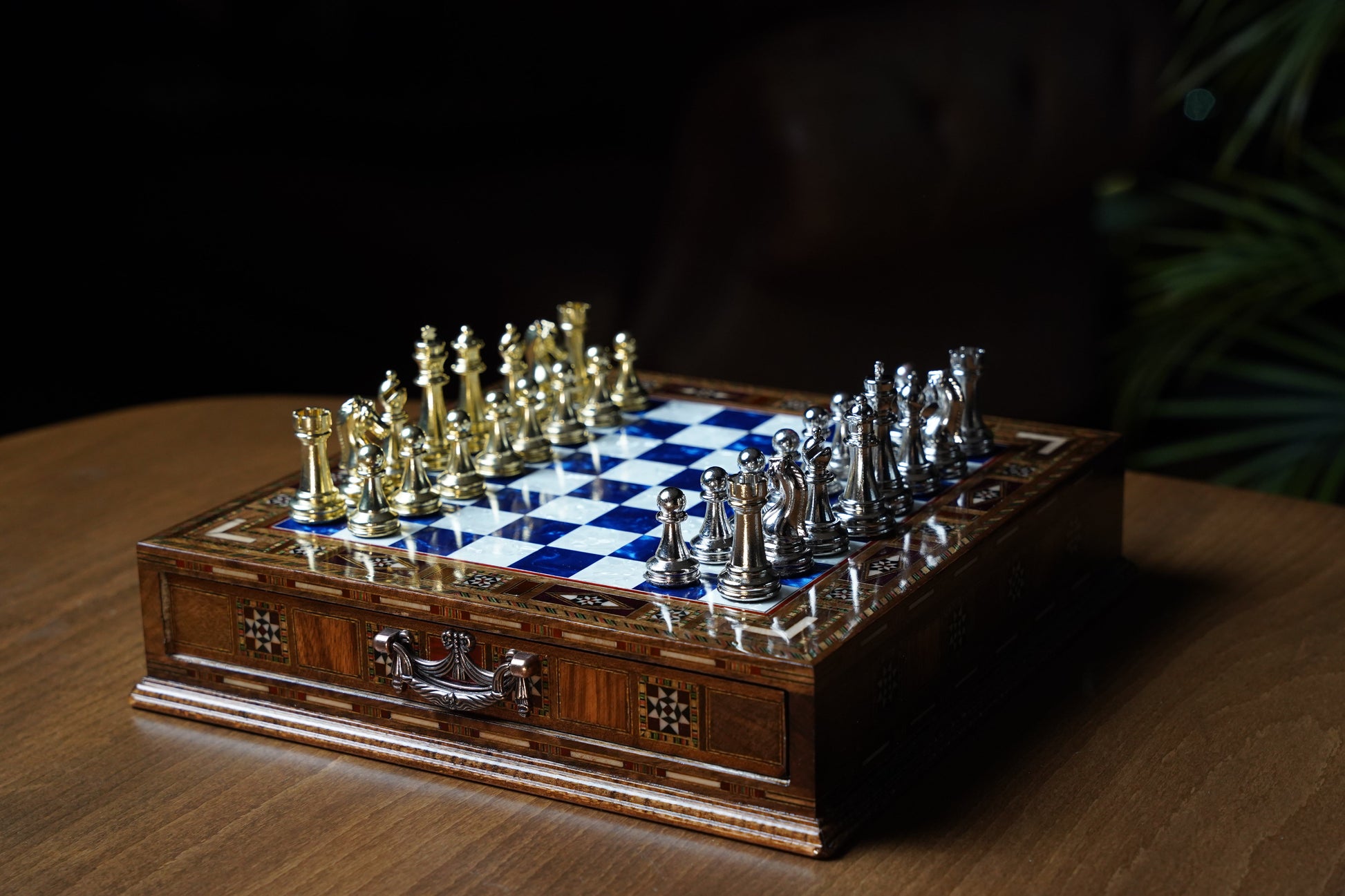 Handmade Luxury Chess Set With Storage Units (Blue)